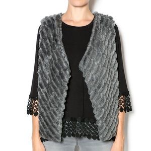 BB Dakota fur vest